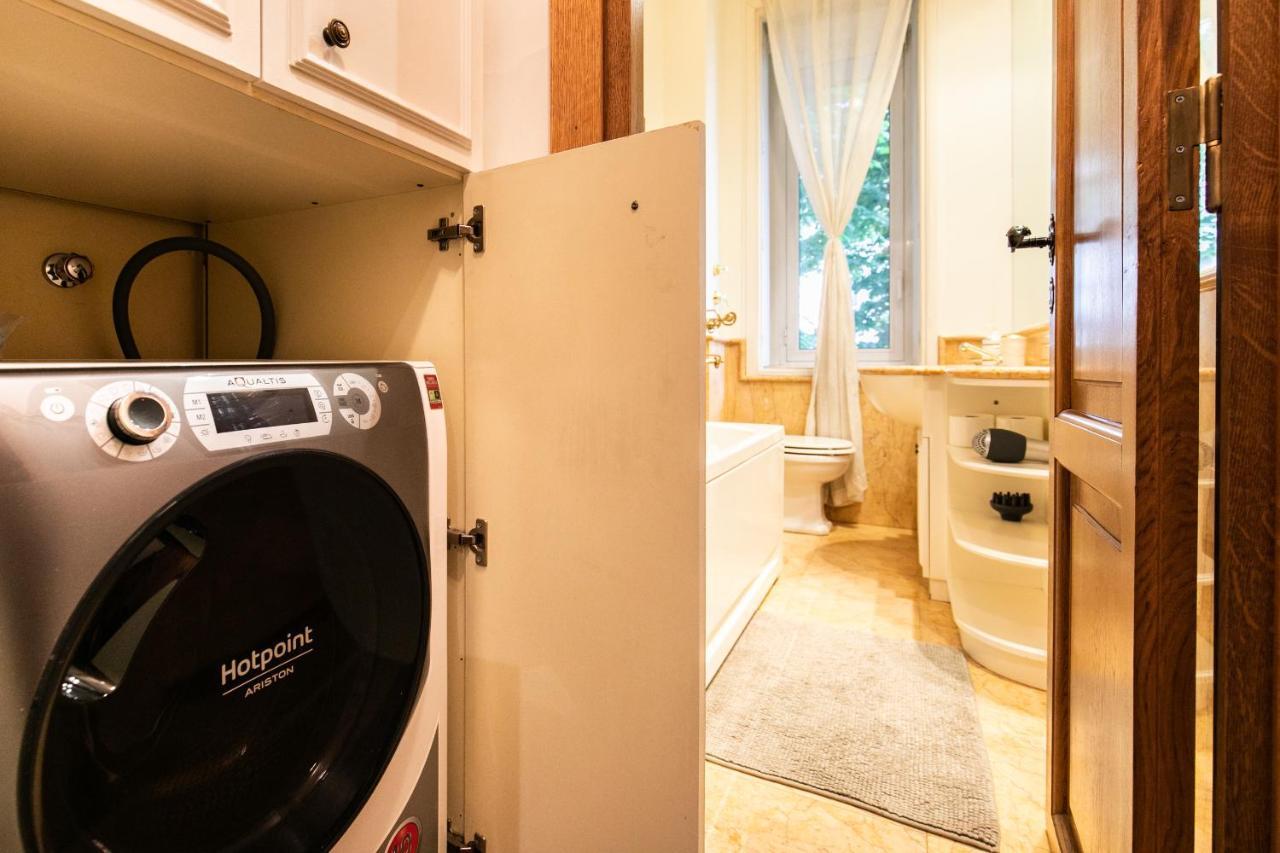 Klimt - Jacuzzi 5 Star - Luxury Design Apartment Milano Dış mekan fotoğraf